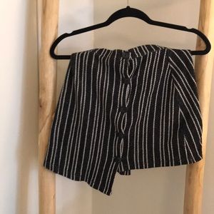 Asymmetrical black and White Mini Skirt